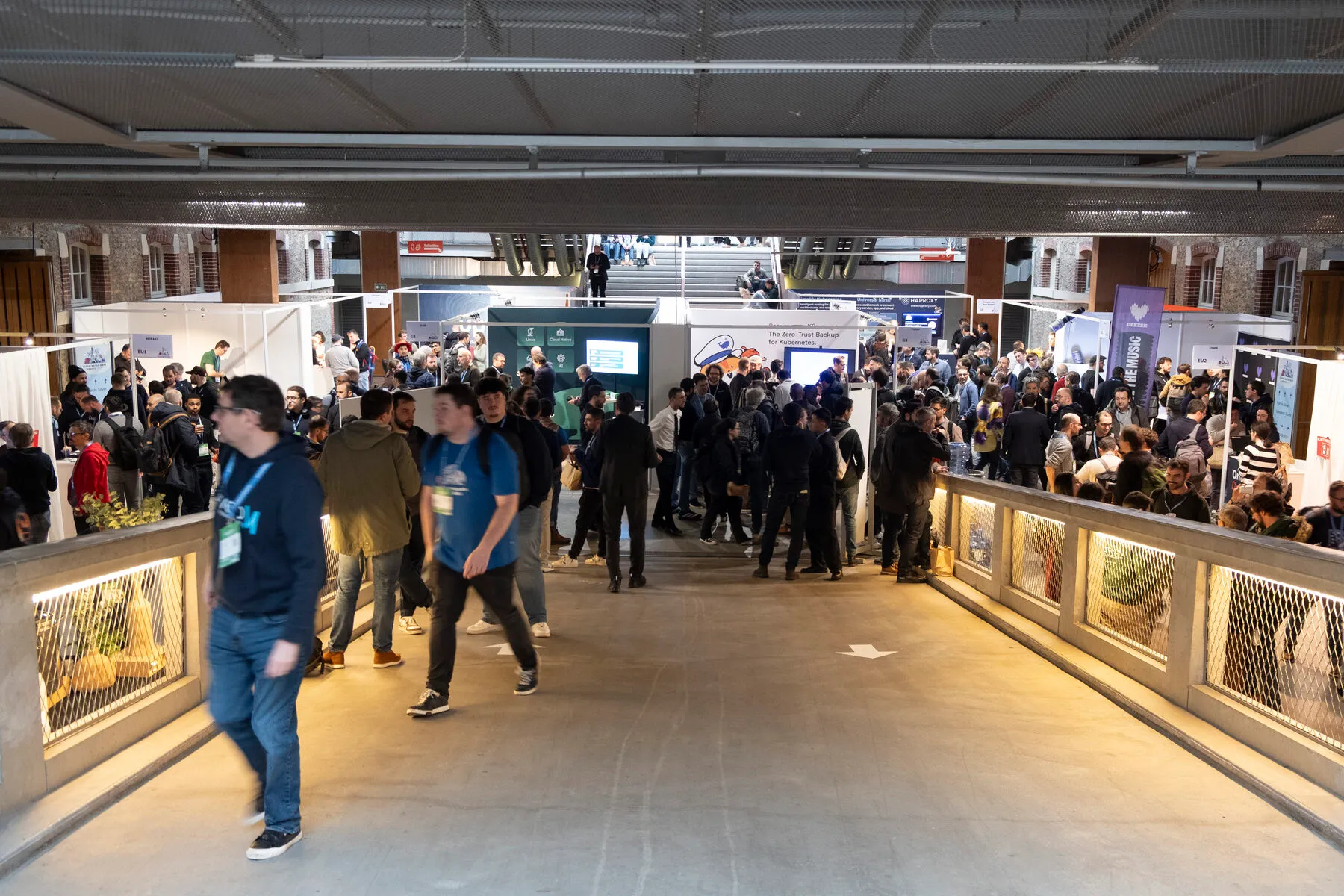 Hall principal de Cloud Native Days France 2026, vue d'ensemble